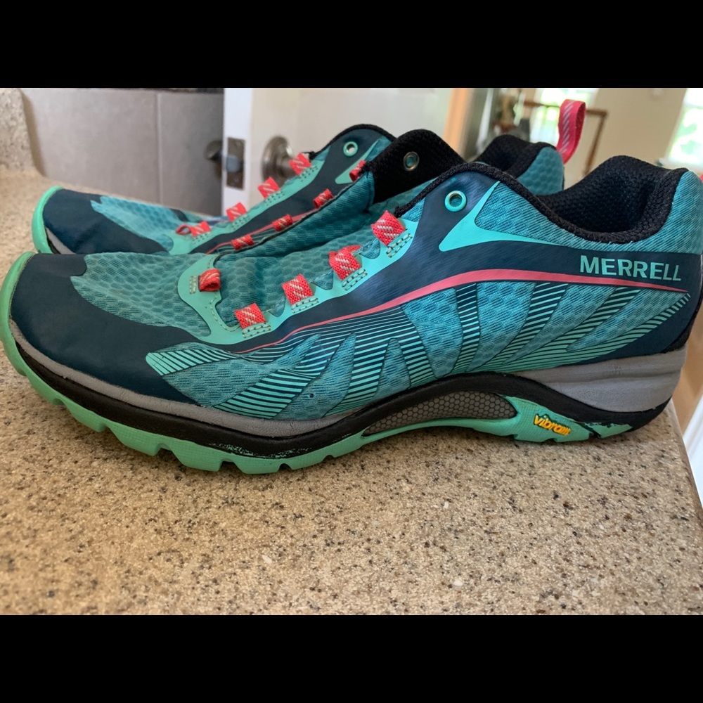 Merrell walking shoe. Great condition. No laces.